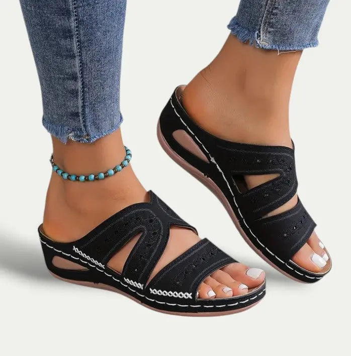 Women's beige ergonomic casual sandals with adjustable straps and cushioned soft sole for all-day comfort