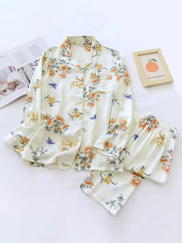 Women's floral two-piece pajama set elegant loungewear with classic collar and matching trousers