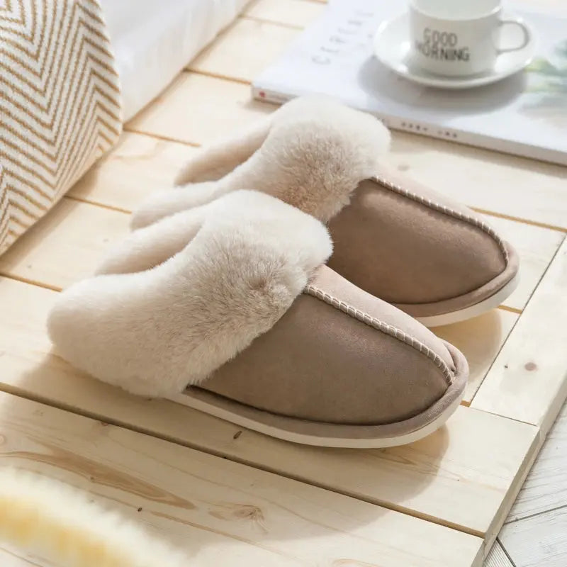 Unisex velvet slippers thick cushioned sole non-slip cozy home indoor warm plush comfort