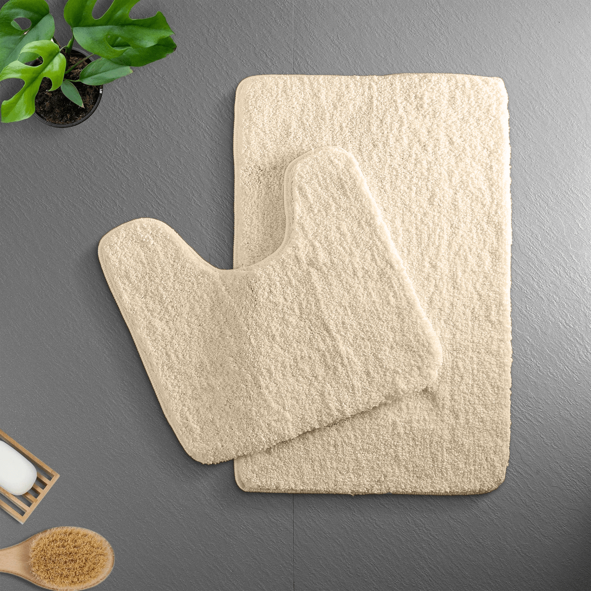 Minimalist microfiber bath mat 50x80cm soft plush non-slip backing spa comfort modern bathroom