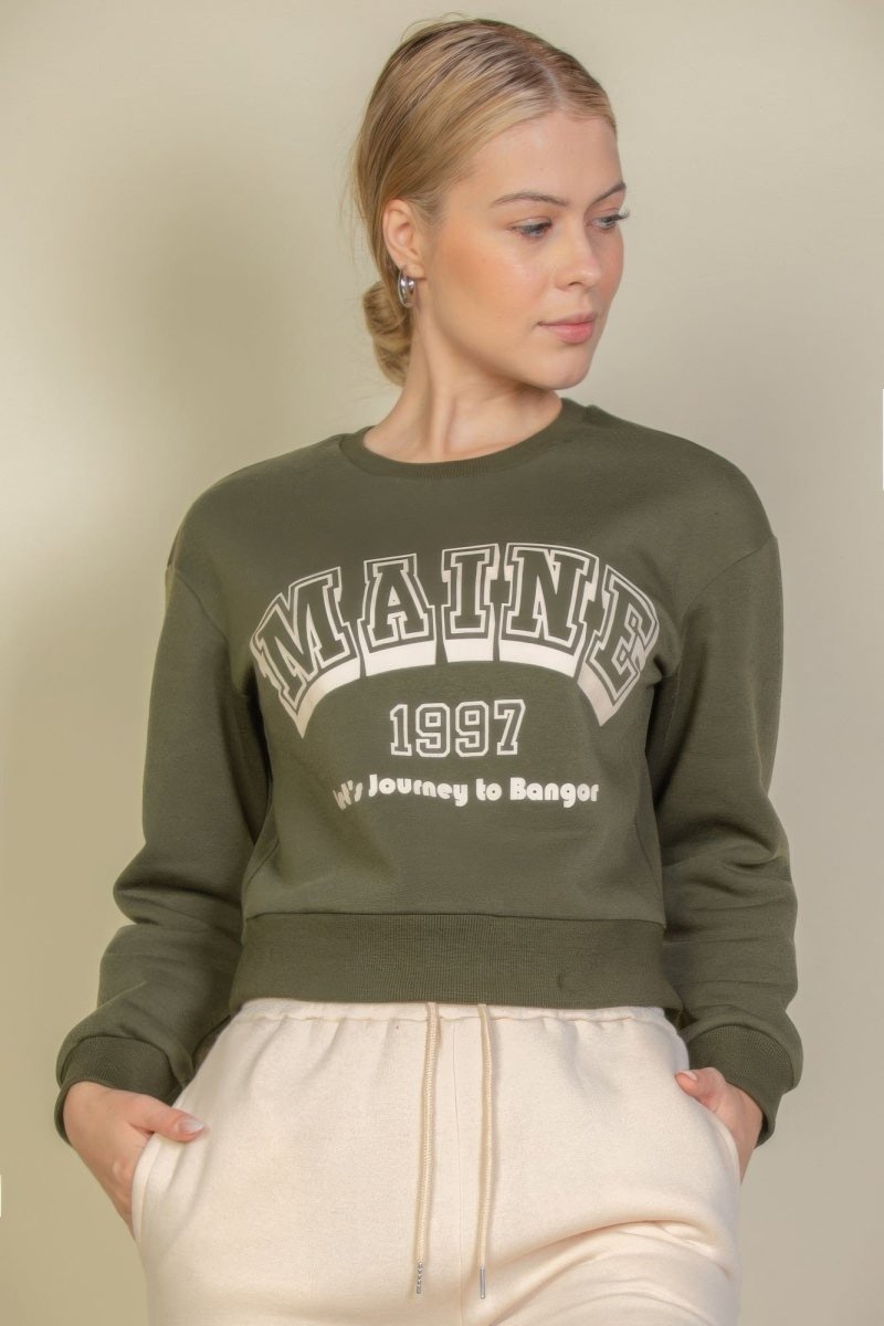 Oversized drop shoulder graphic sweatshirt, ultra-soft polyester with bold print for casual everyday style