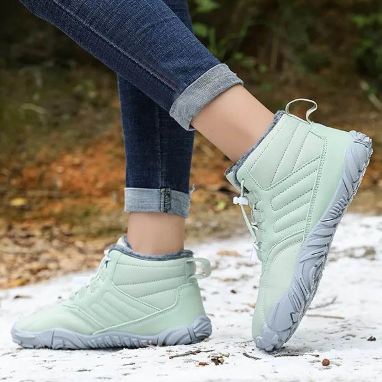 Unisex waterproof winter boots wide toe box fleece lining quick-lace couples matching cold weather