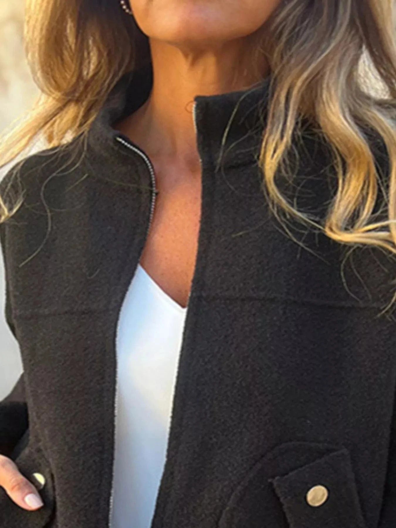Elegant tailored women's jacket sleek straight cut refined silhouette for versatile everyday wear