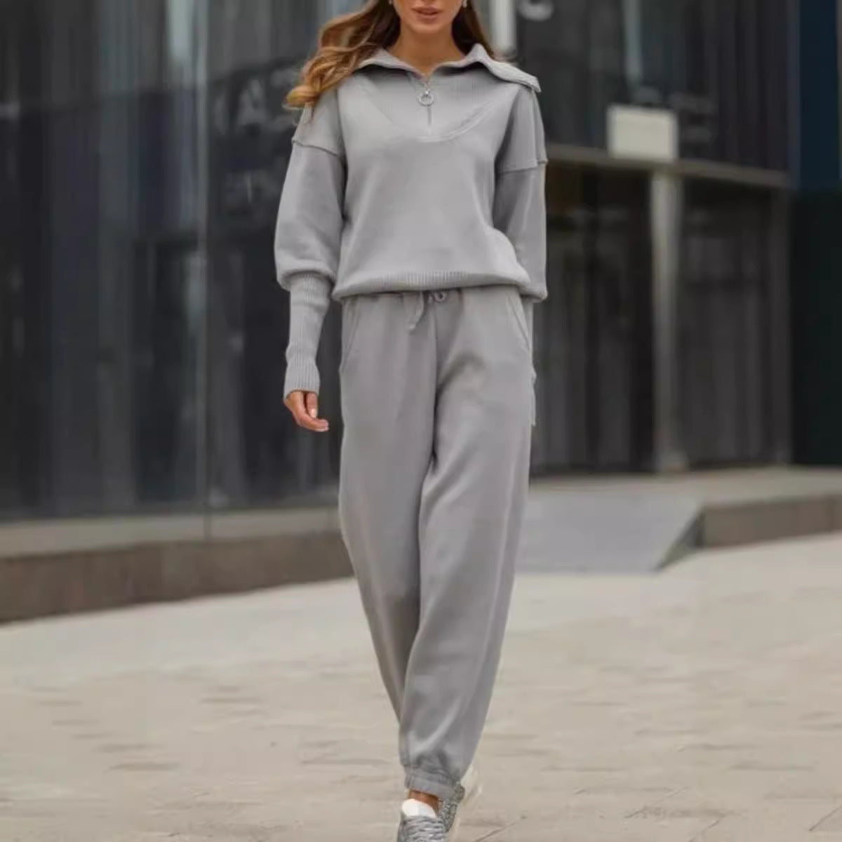 Unisex two-piece jogger set, half-zip pullover with matching pants, loose casual lounge fit