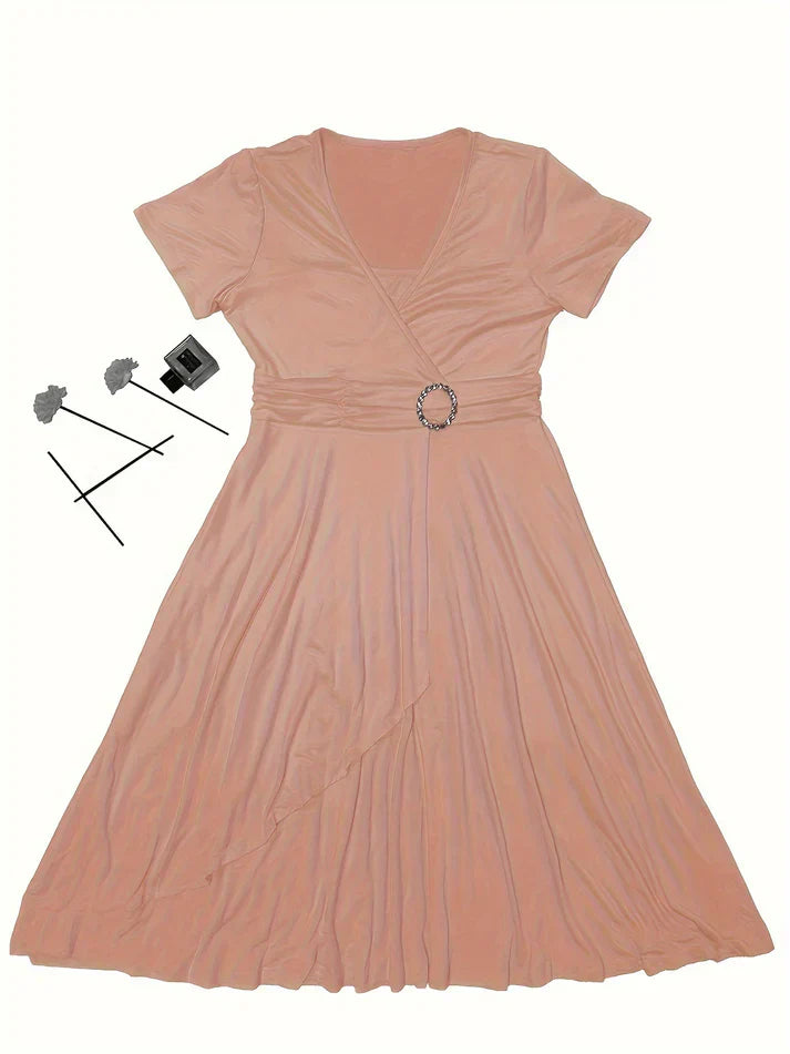 Women's wrap dress V-neck short sleeves elegant waist detail flattering day-to-night silhouette