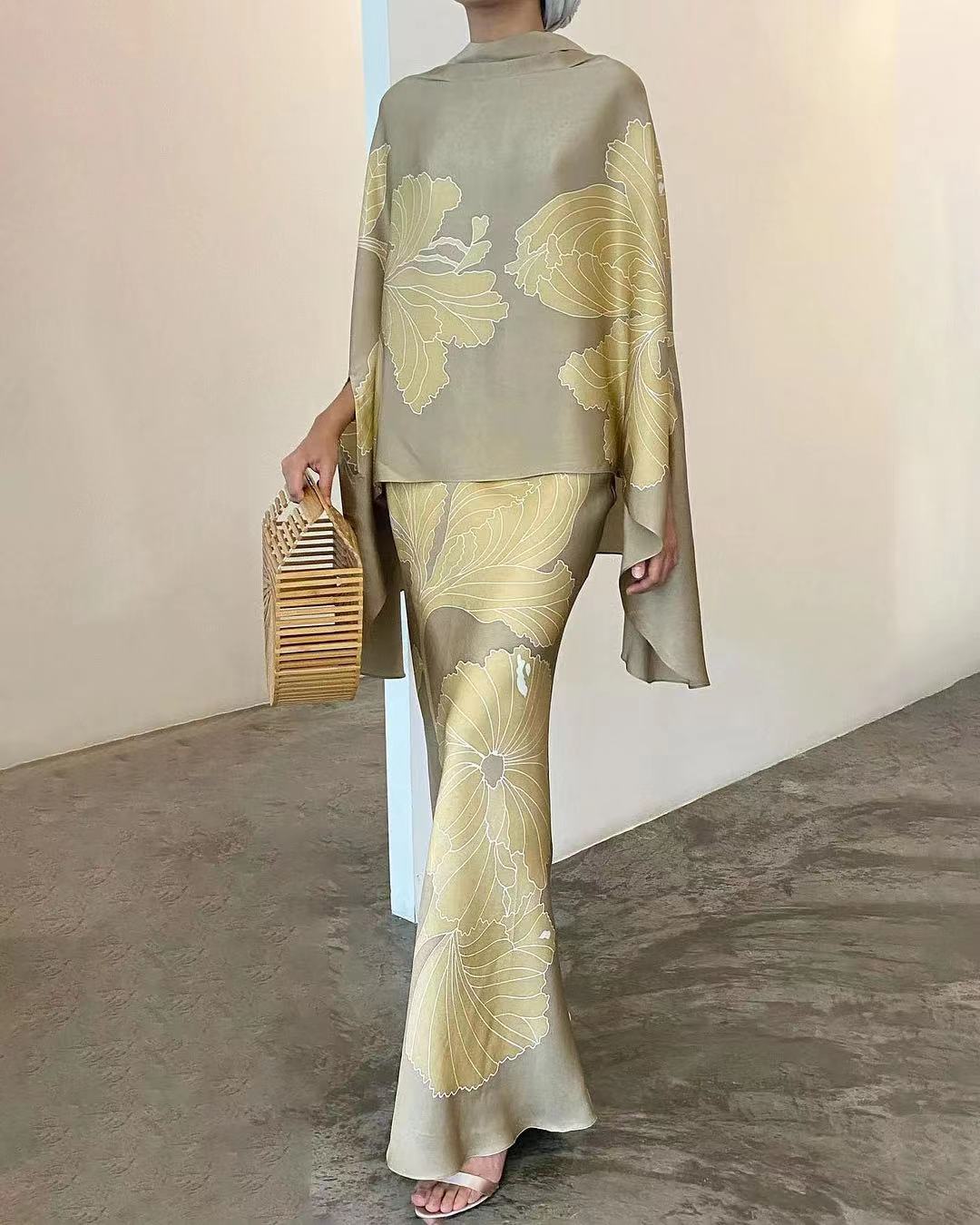 Floral two-piece set women high collar cape top wide-leg pants elegant slim party outfit