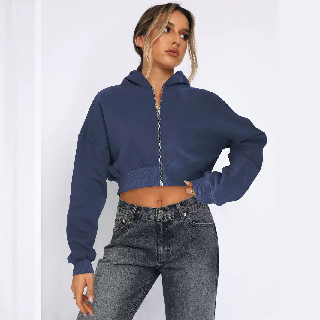 Women's cropped fleece zip hoodie in soft fabric, waist-defining streetwear silhouette with front zipper