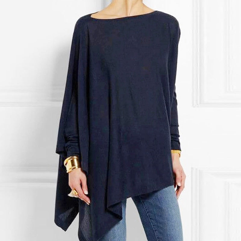 Women's elegant round neck long sleeve top, versatile fall essential with modern cut classic fit