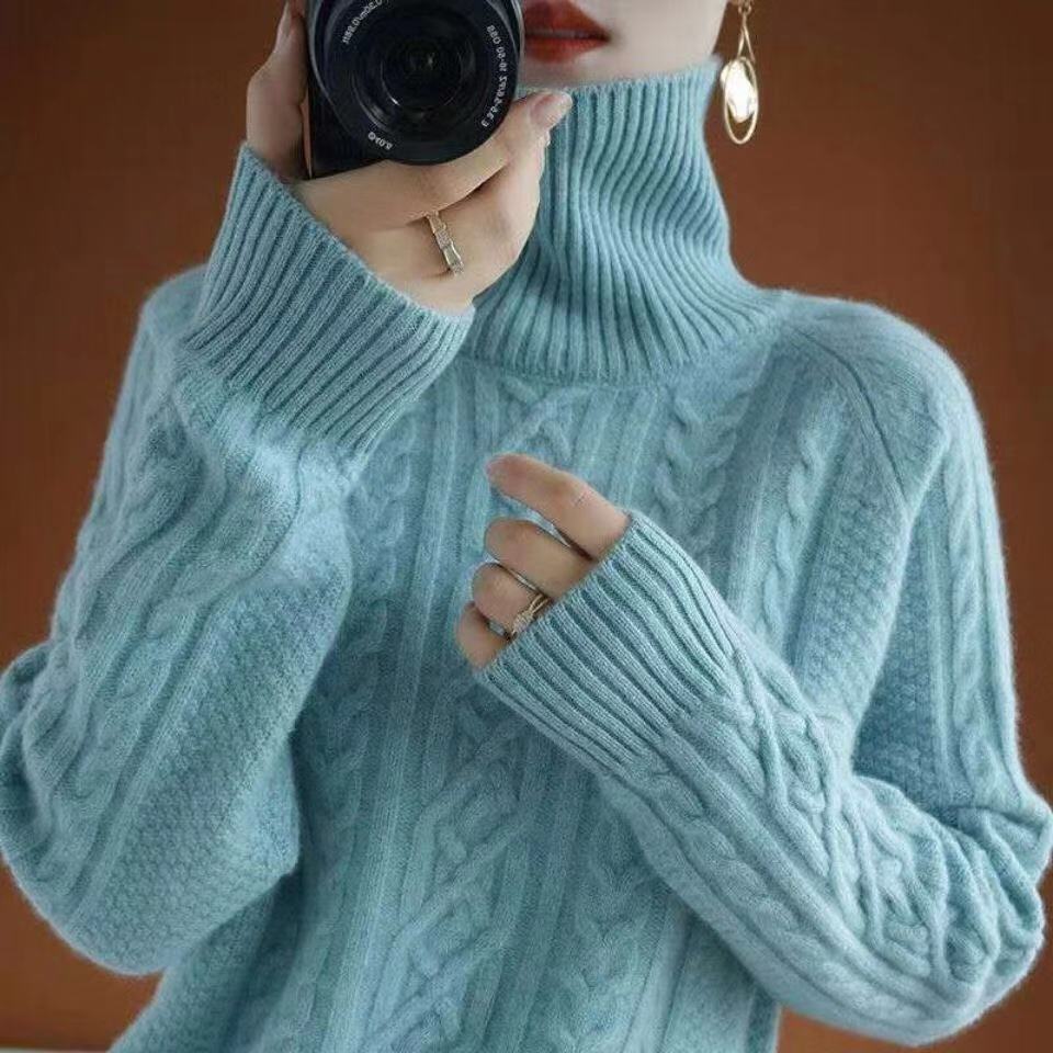 Women's loose-fit turtleneck sweater in premium soft knit with cozy relaxed silhouette