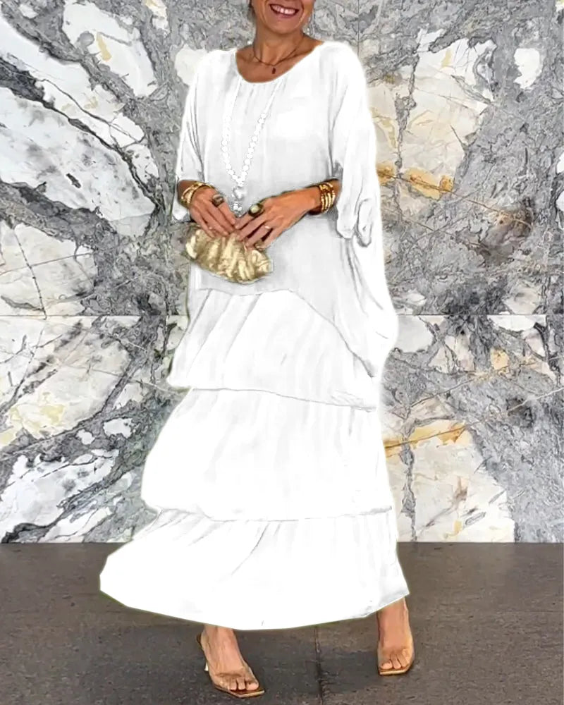 Women's maxi dress in airy loose-fit silhouette, long flowing design versatile for casual to formal wear