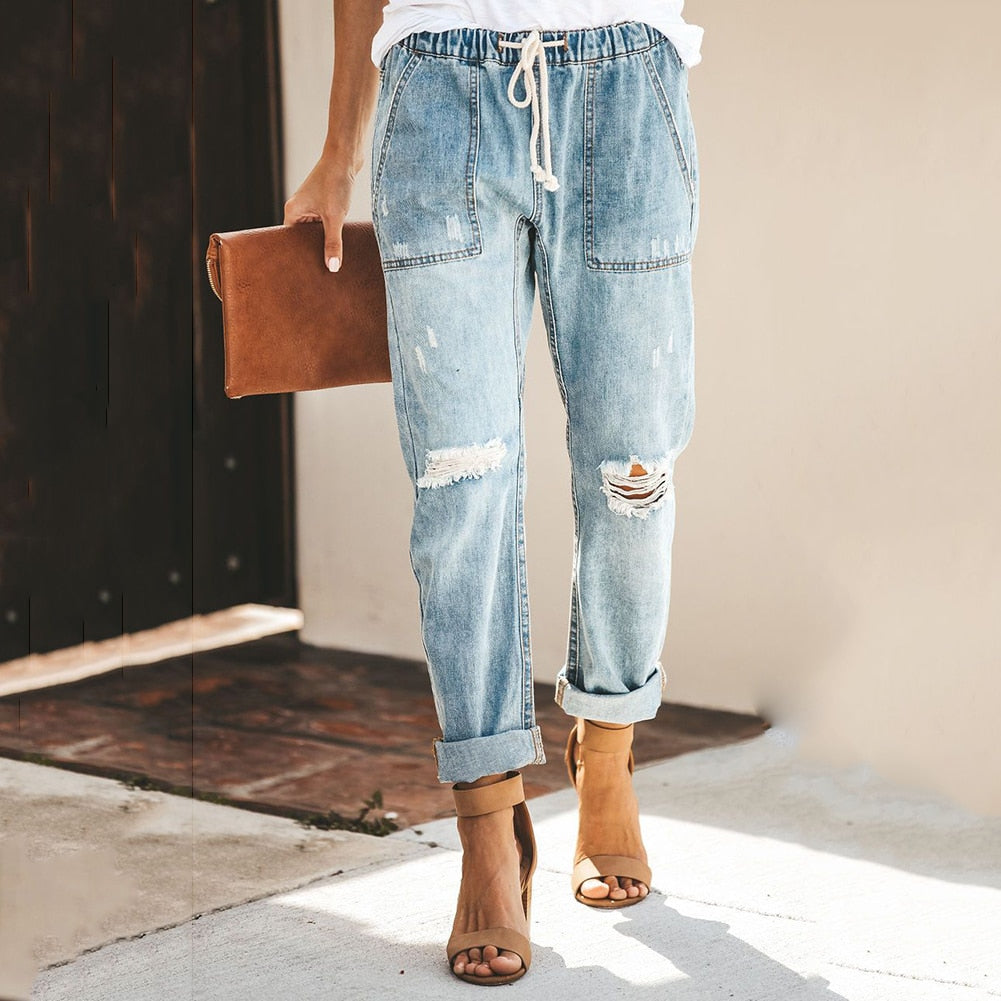 Women's relaxed-fit elastic waistband pants in casual everyday style with polished comfortable silhouette