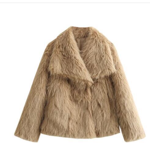 Charcoal heavy winter coat clean-cut silhouette spandex stretch long sleeves everyday professional style
