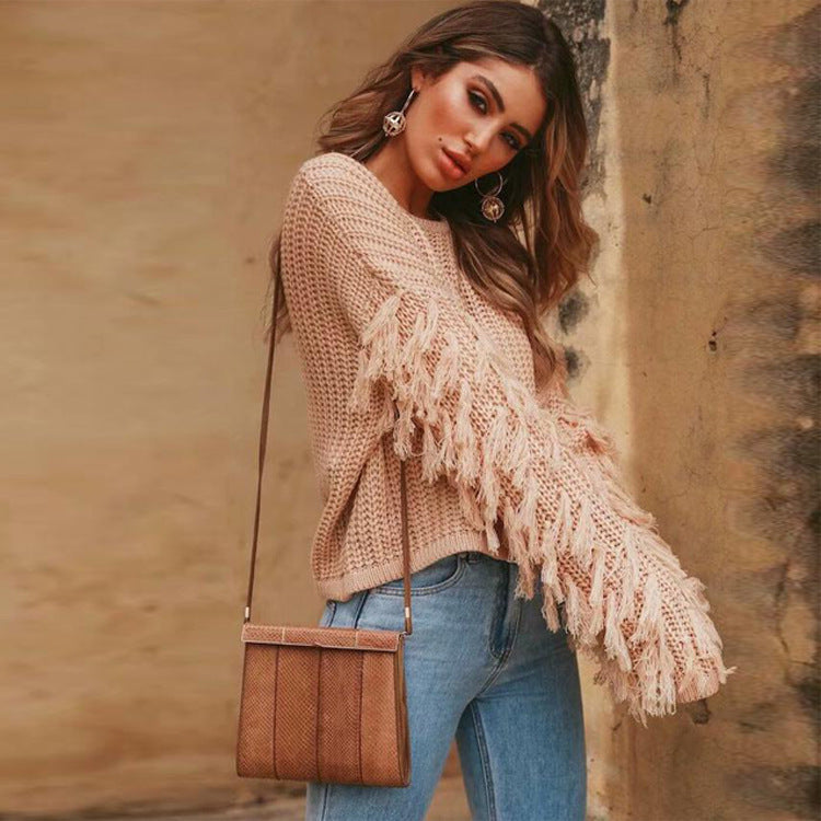 Women's chunky knit sweatshirt beige relaxed fit ribbed texture fringe sleeves cozy fall style