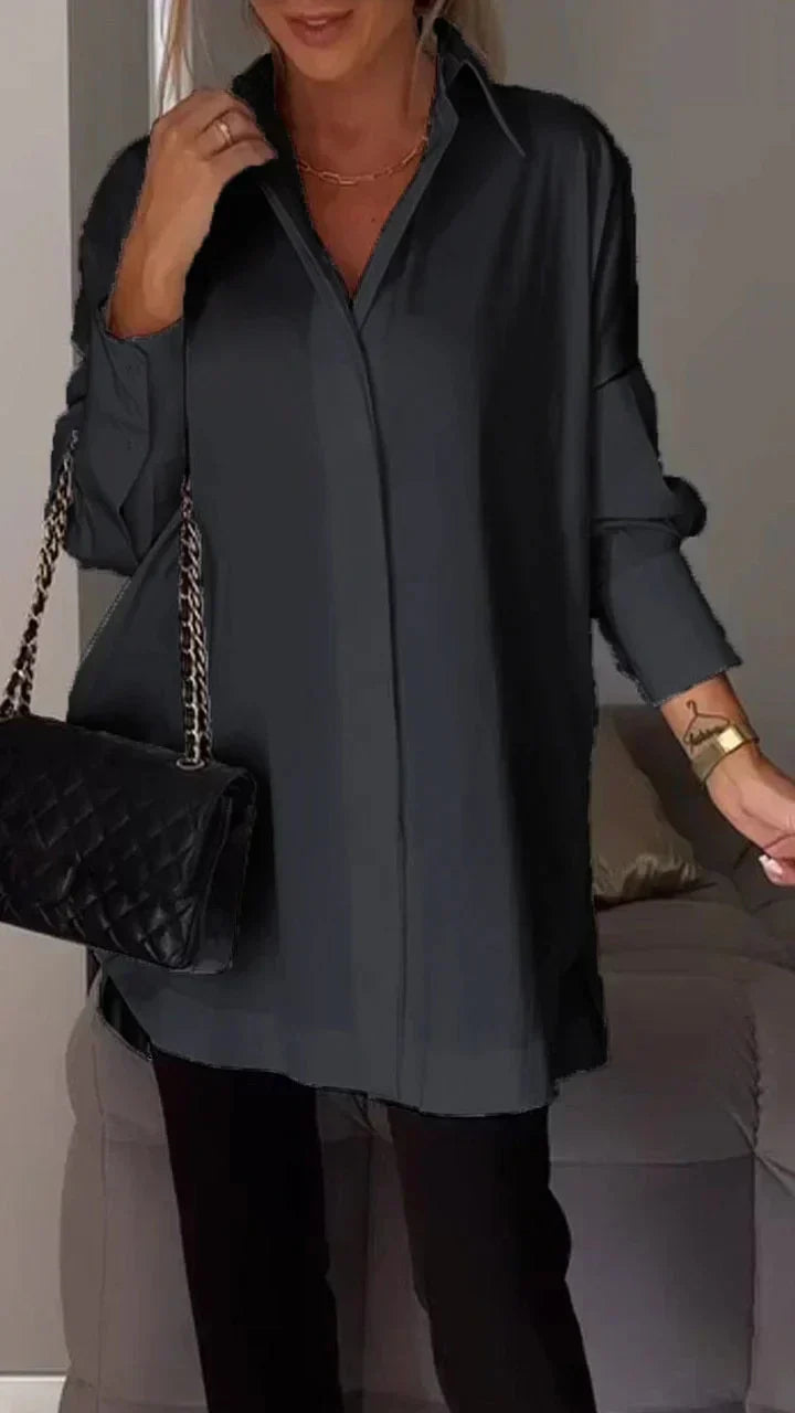 Women's white oversized blouse rolled-up sleeves relaxed silhouette easy-care chic casual style
