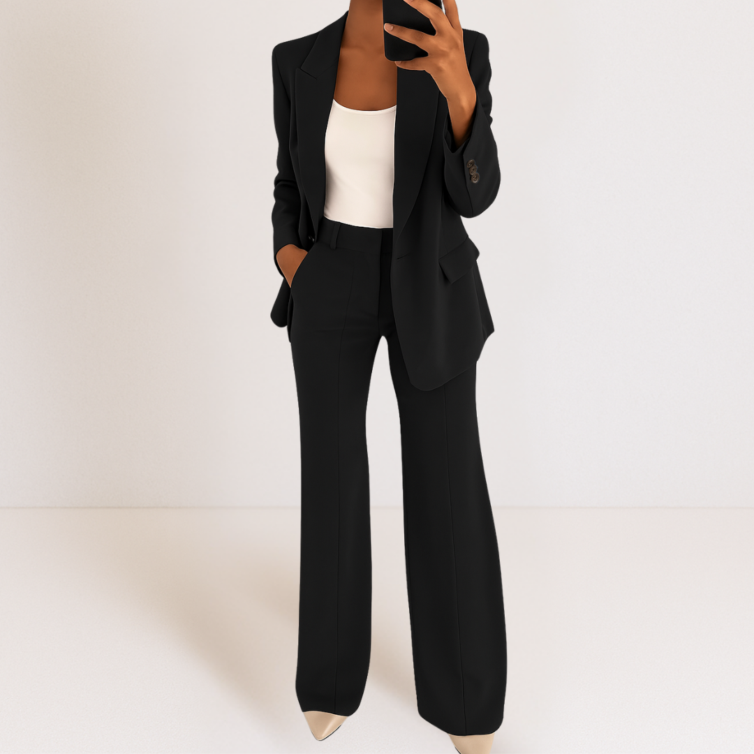 Women's light gray two-piece suit, oversized blazer with straight-leg trousers, stretch polyester