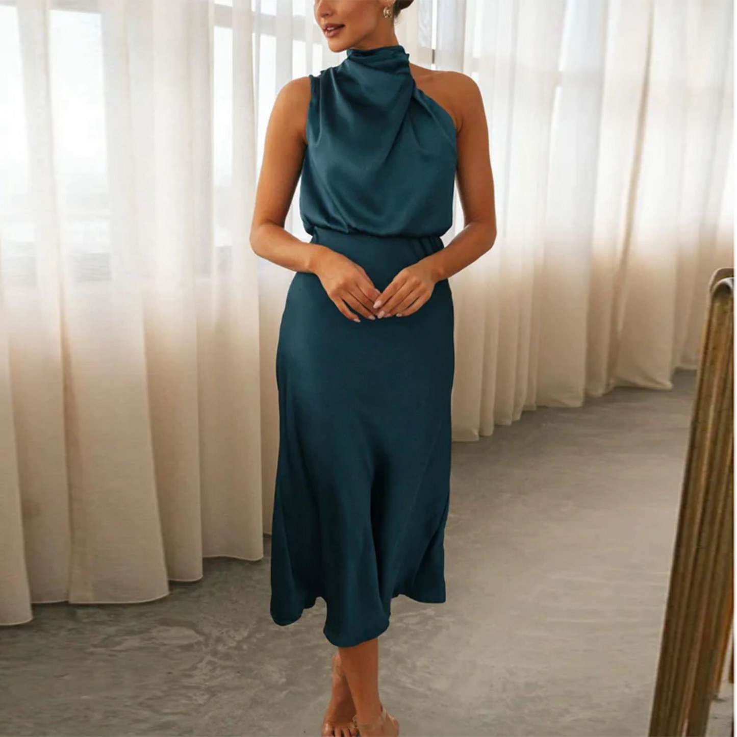 Women's satin-look halterneck evening dress, fitted waist, glamorous gala style with elegant drape