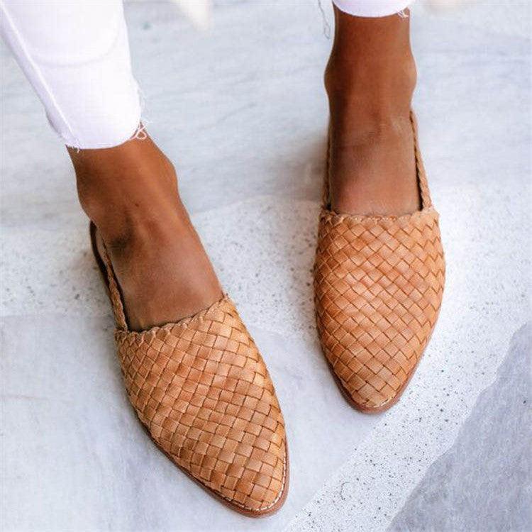 Women's woven leather moccasins in neutral tone, Italian-inspired loafers with handcrafted detail
