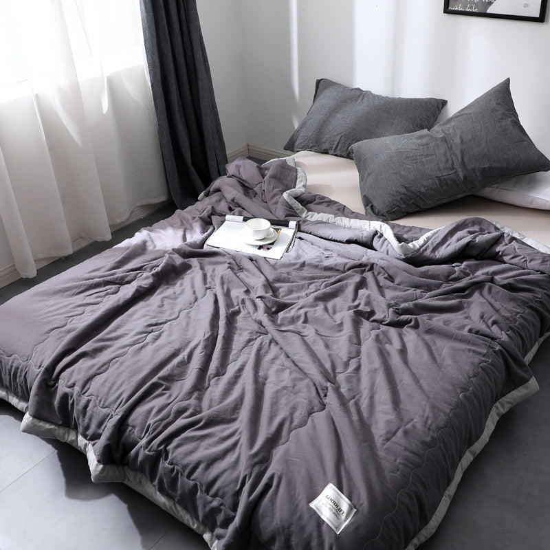 Minimalist cotton quilt blanket soft cloudlike texture all-season solid color modern bedroom layer