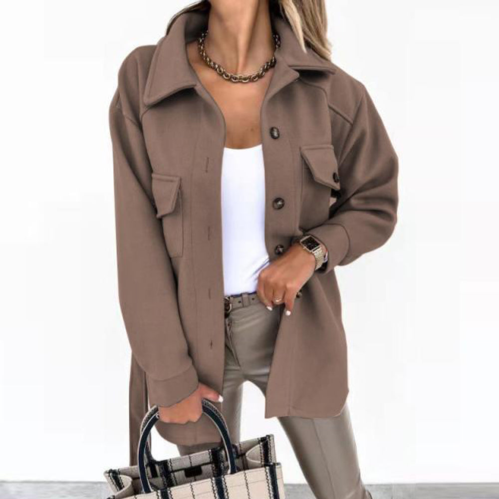 Women's lightweight summer coat elegant feminine cut breathable jacket for casual and formal wear