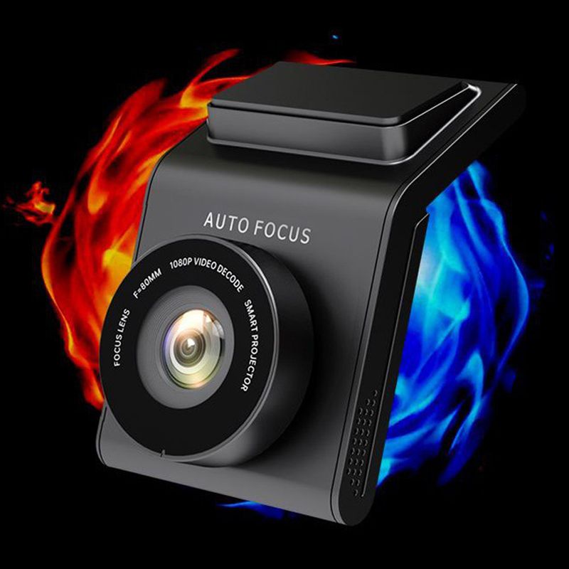 AutoFocus 1080p HD dashcam with G-sensor, parking monitoring, wide-angle lens for road trips