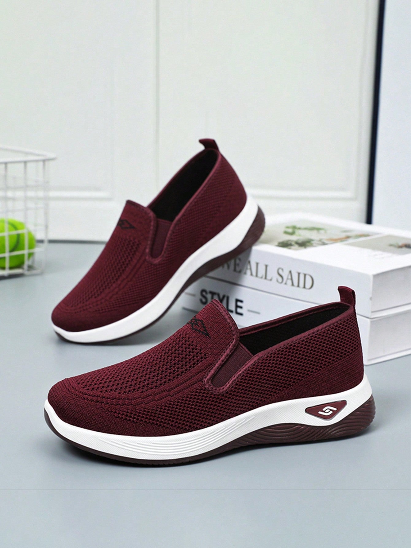 Women's lightweight orthopedic slip-on summer shoes breathable mesh upper all-day support
