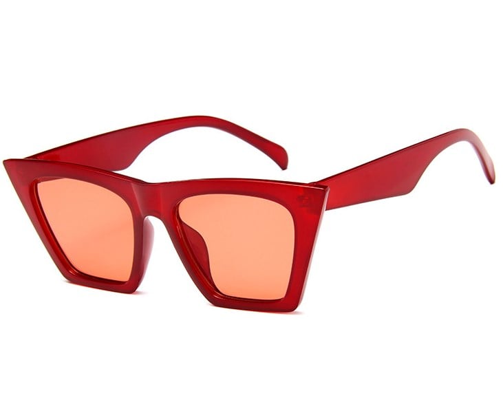 Women's vintage UV400 sunglasses lightweight plastic frame retro luxurious style everyday fashion