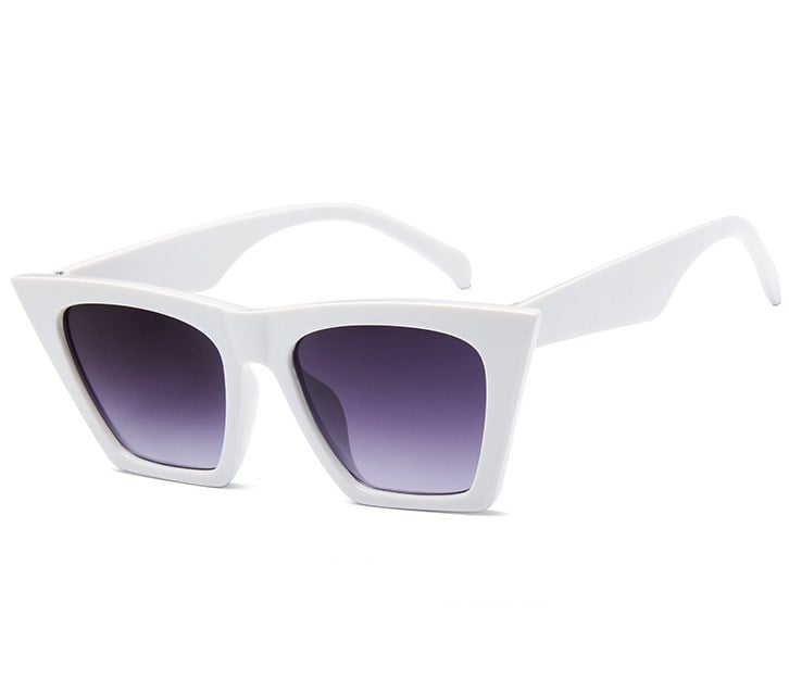 Women's vintage UV400 sunglasses lightweight plastic frame retro luxurious style everyday fashion