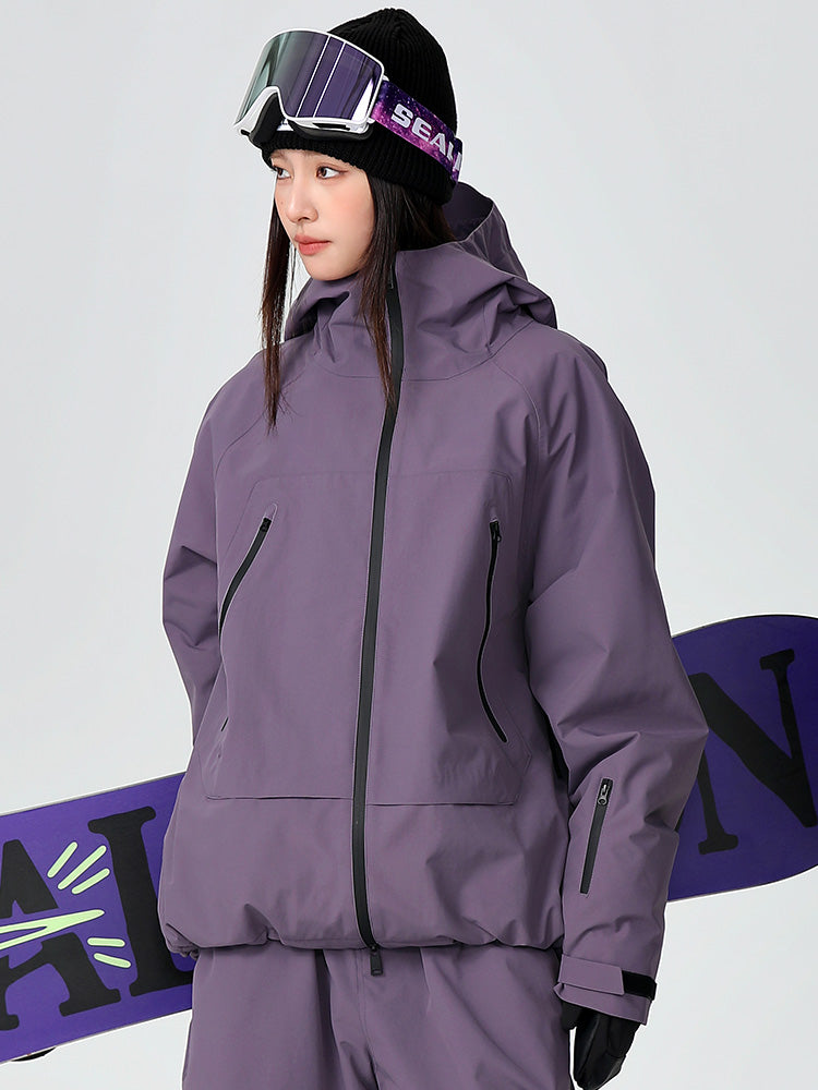 Women's baggy fit mountain snow jacket 20K waterproof breathable with adjustable hood for winter sports
