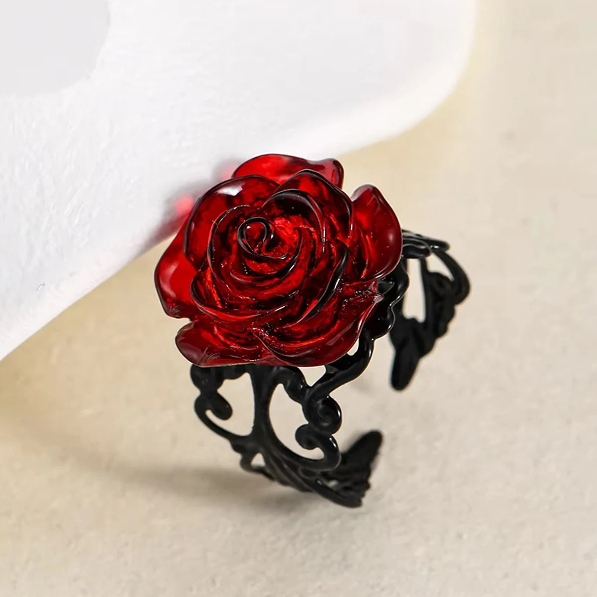 Crimson Thorns Rose Ring - Urbann-Vibe
