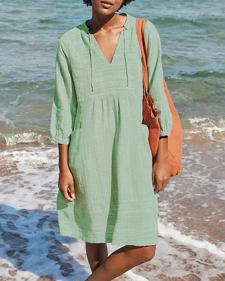 Bohemian loose-fit casual dress vintage-inspired silhouette with retro accents for effortless chic style