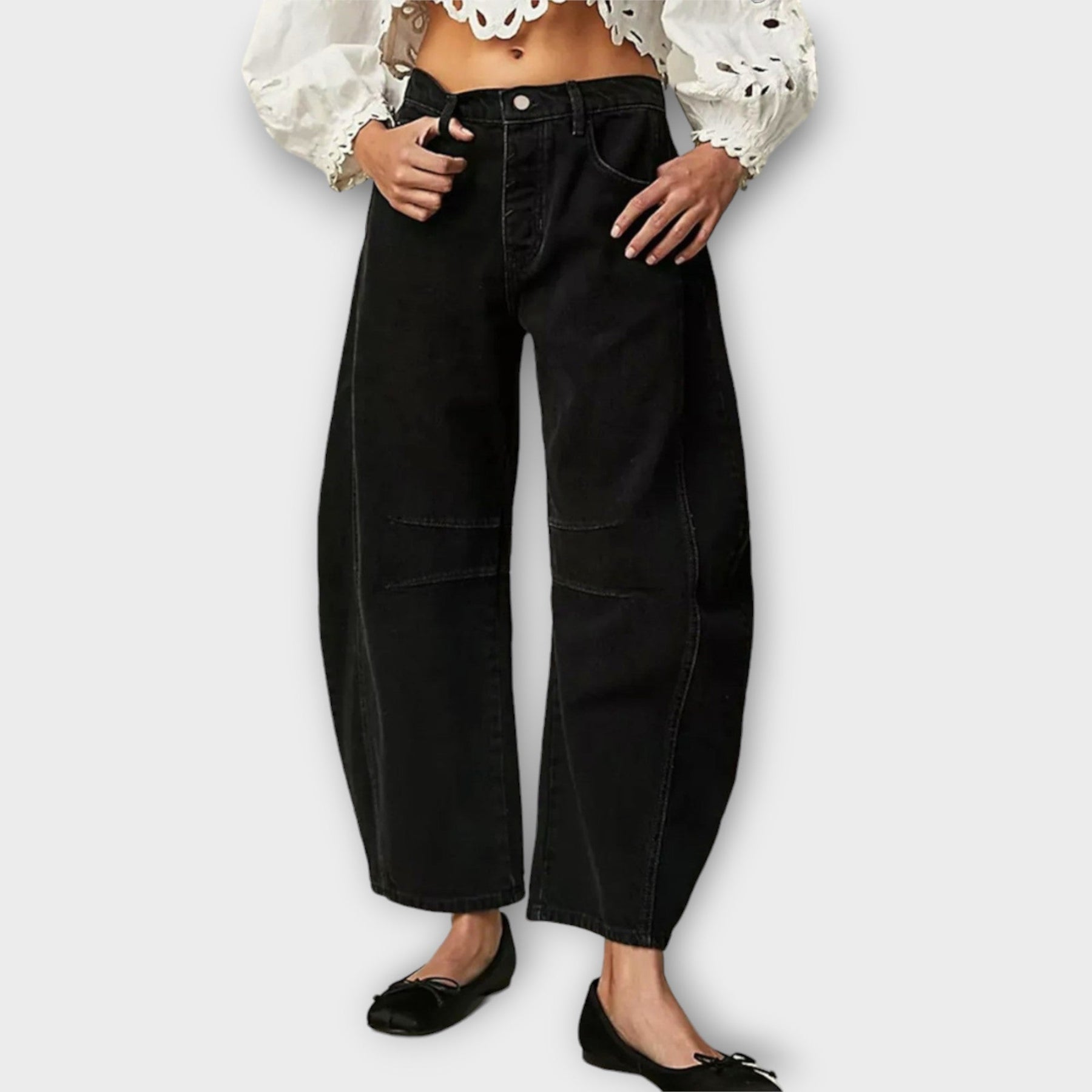 Women's Hannah relaxed fit denim jeans casual loose silhouette with trendy everyday essentials details