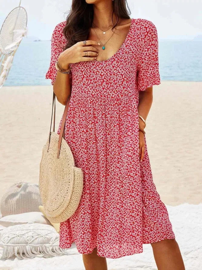 Daisy | Women's Ditsy Floral V-Neck Short Sleeve Smock Dress