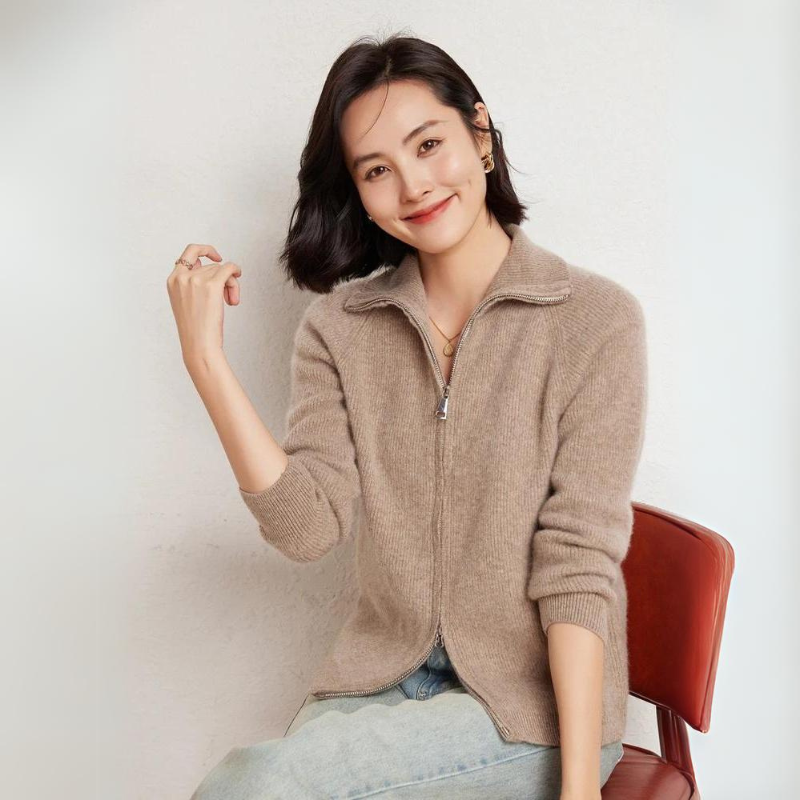 Merino wool zip-up jacket unisex natural beige turn-down collar slim layering knit