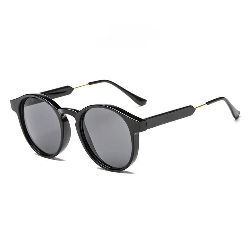 Triven 90s vintage tortoiseshell sunglasses with anti-glare UV400 lenses for retro style