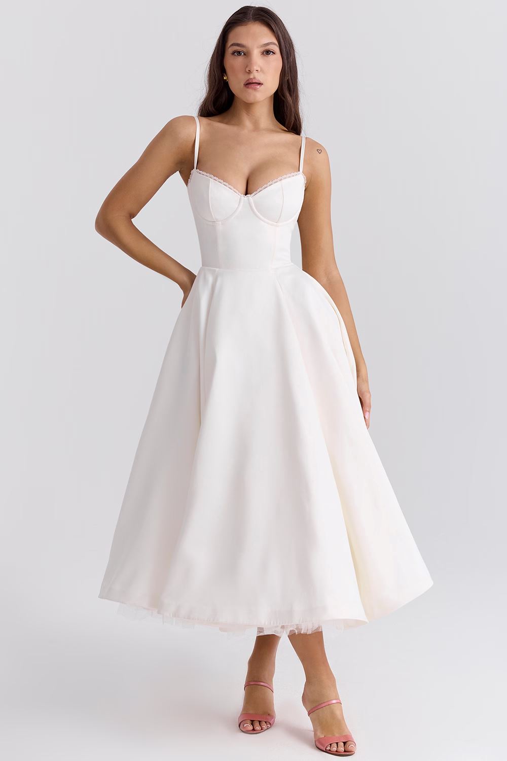Women's satin evening dress glamorous shine sleeveless gown ideal for galas and weddings