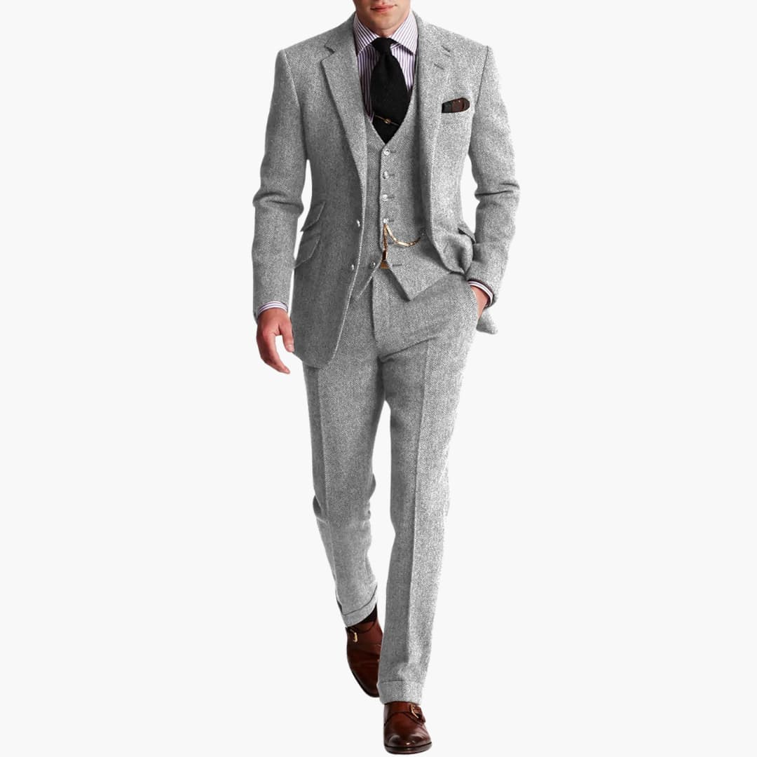Men's slim-fit wedding guest suit with vest, elegant tailoring in versatile three-piece style