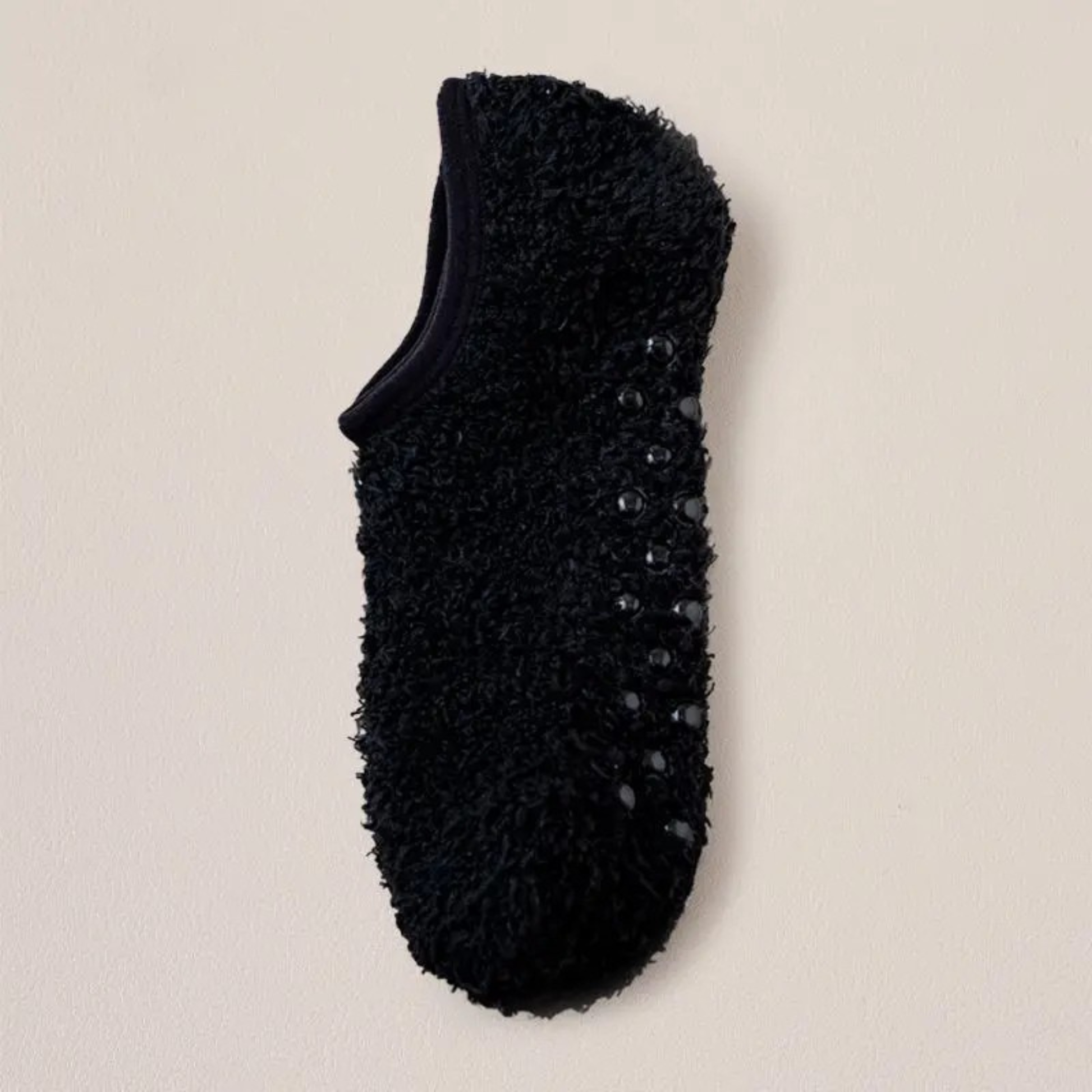 Loft coral fleece grip socks 4-pair set with silicone anti-slip soles for cozy home comfort