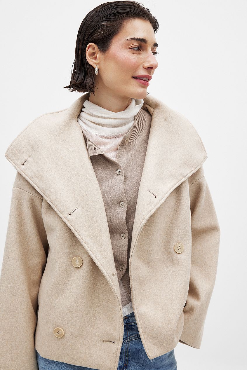 Women's double-breasted jacket wide collar chic structured silhouette everyday comfort polished style