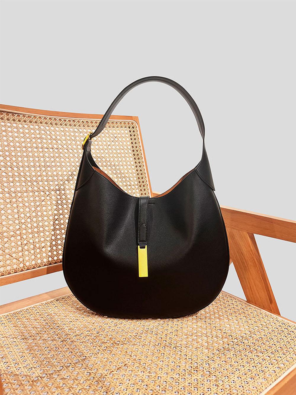 Compact one-shoulder armpit bag hands-free lightweight urban commuter bag for everyday carry