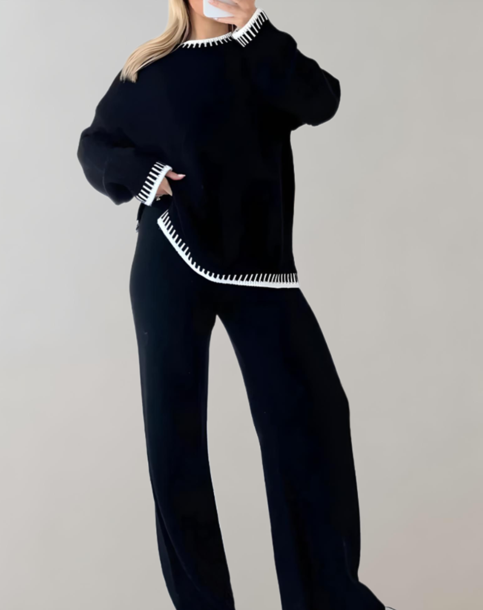 Sofia chic 2-piece women's set in versatile tones, elegant modern silhouette for work and evening wear