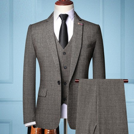 Men's grey herringbone tweed three-piece suit classic fit Peaky Blinders vintage style