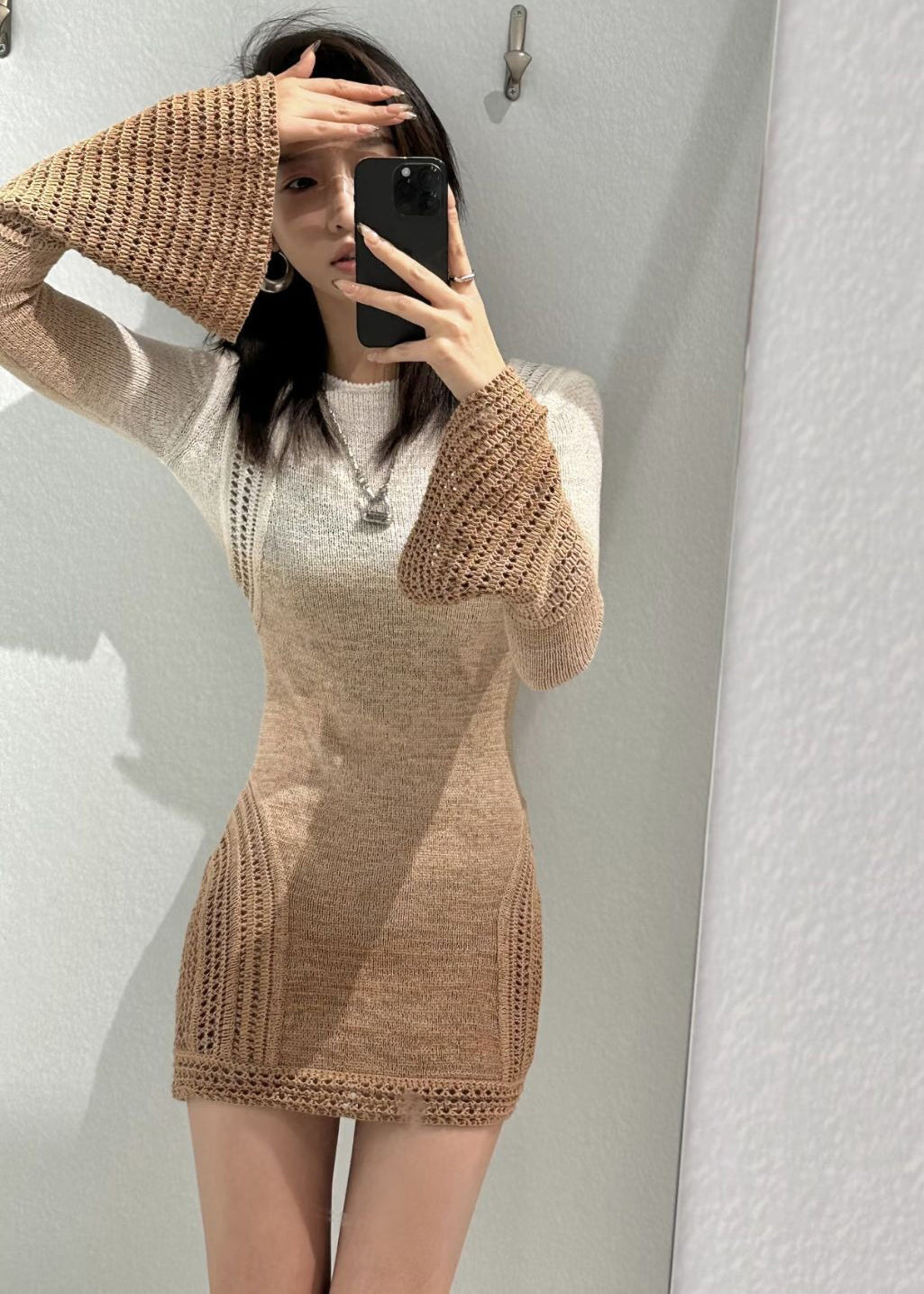 Robe en maille dégradée à manches évasées et coupe ajustée, collection 2025 - Urbann-Vibe
