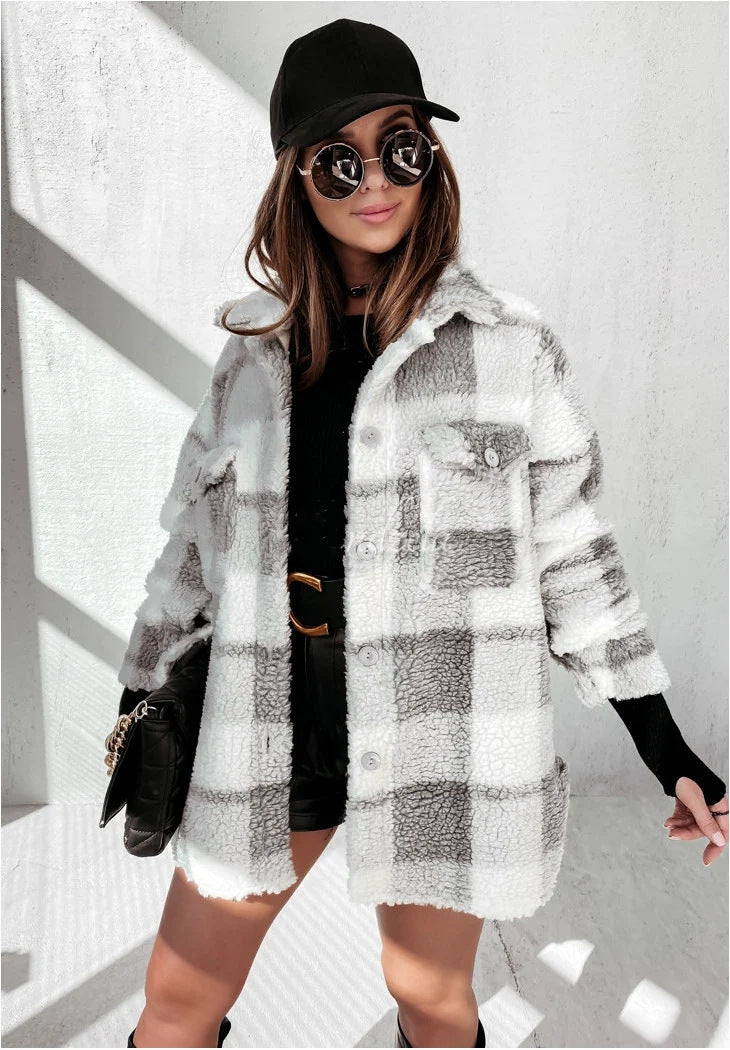 Women's red black checkered lumberjack jacket warm cozy winter coat with soft insulating lining