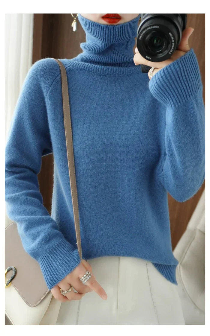 Women's camel cashmere knit sweater, relaxed silhouette with luxurious soft ribbed texture