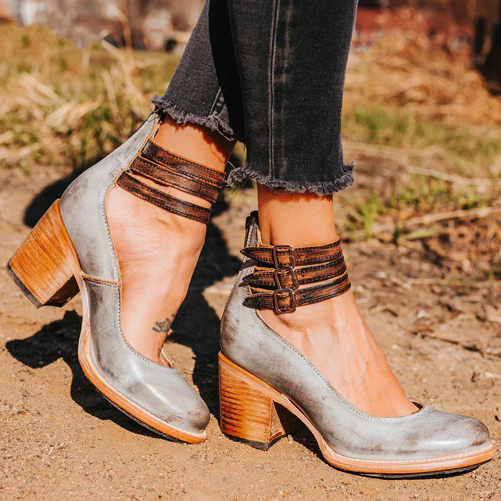 Women's vintage leather strap pumps with adjustable buckles, retro-inspired design and padded insole comfort