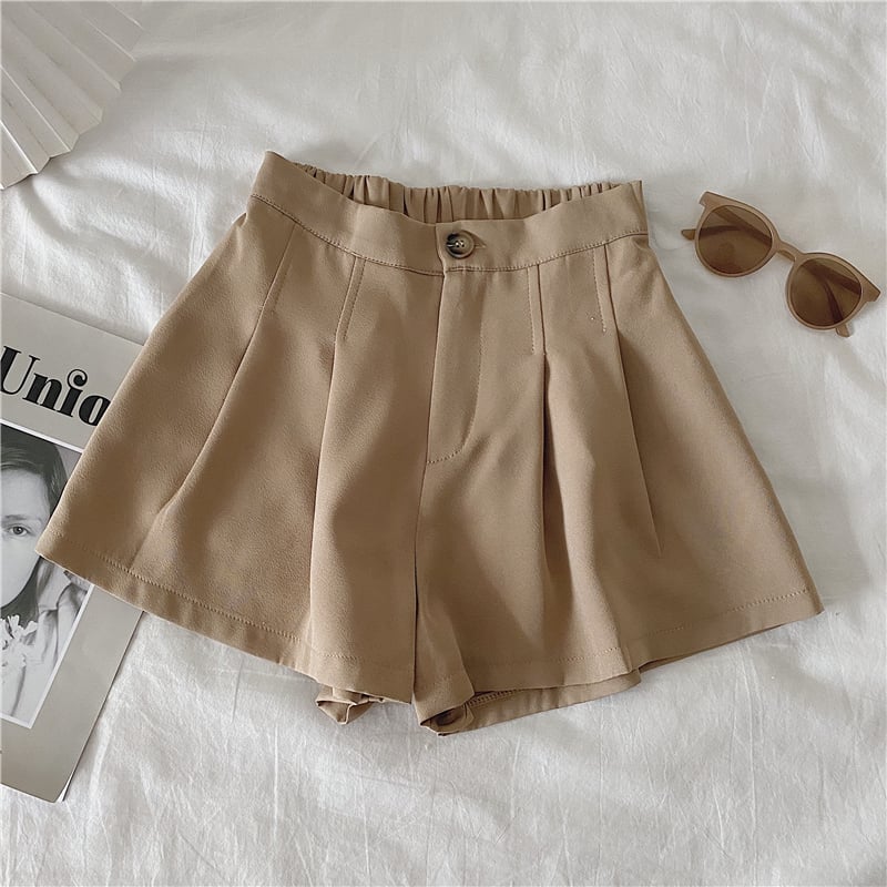 Women's high waist pleated wide-leg shorts elegant casual summer neutral versatile wardrobe staple