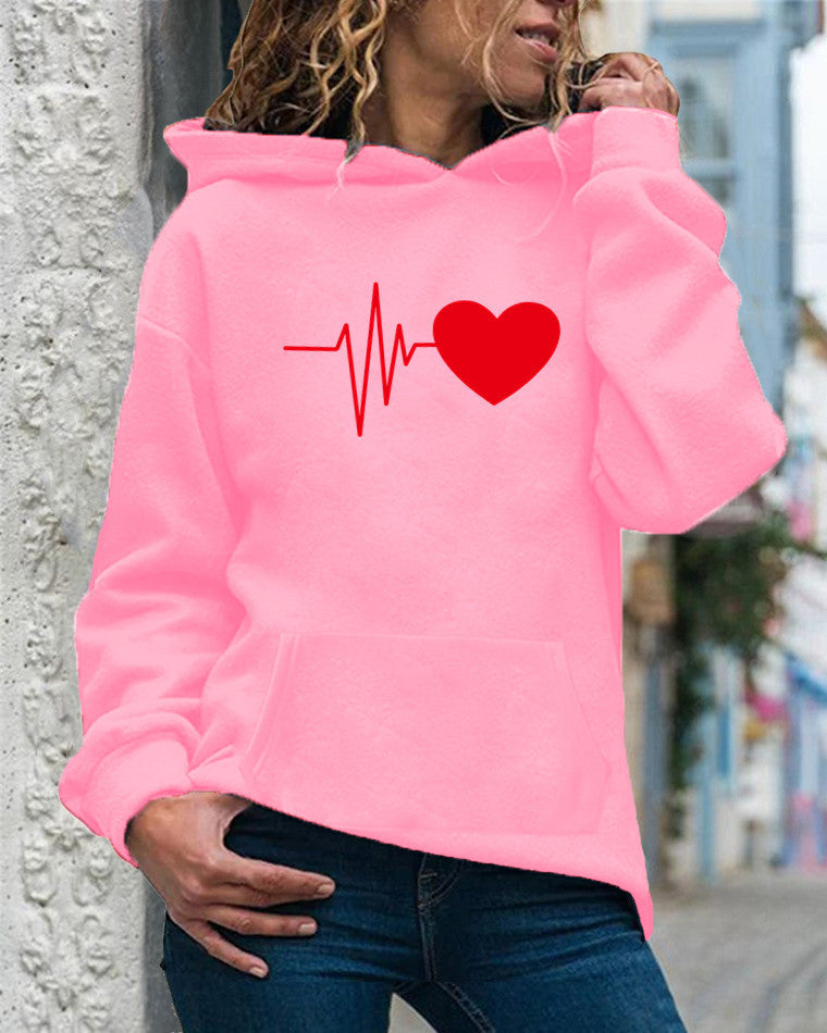 Women's relaxed-fit hooded sweatshirt in cozy cotton-blend fleece with feminine heart print