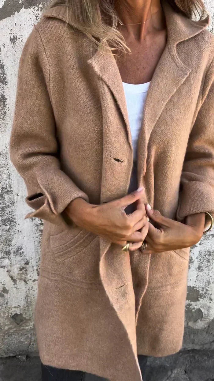 Women's lightweight quilted felt-texture button-down jacket, effortless transitional outerwear in soft finish