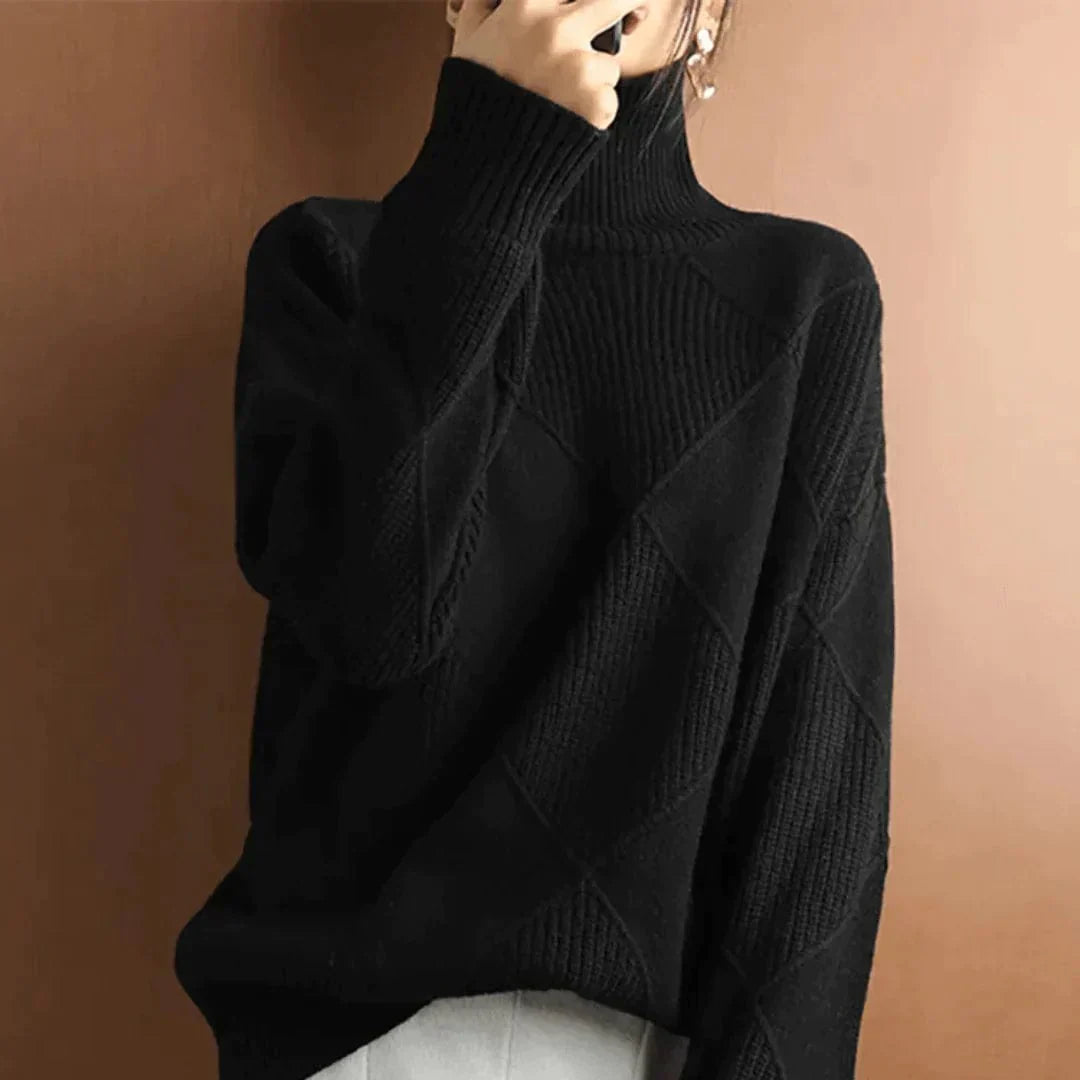 Women's ivory cashmere turtleneck sweater with checkered collar detail, slim fit, luxurious glossy finish