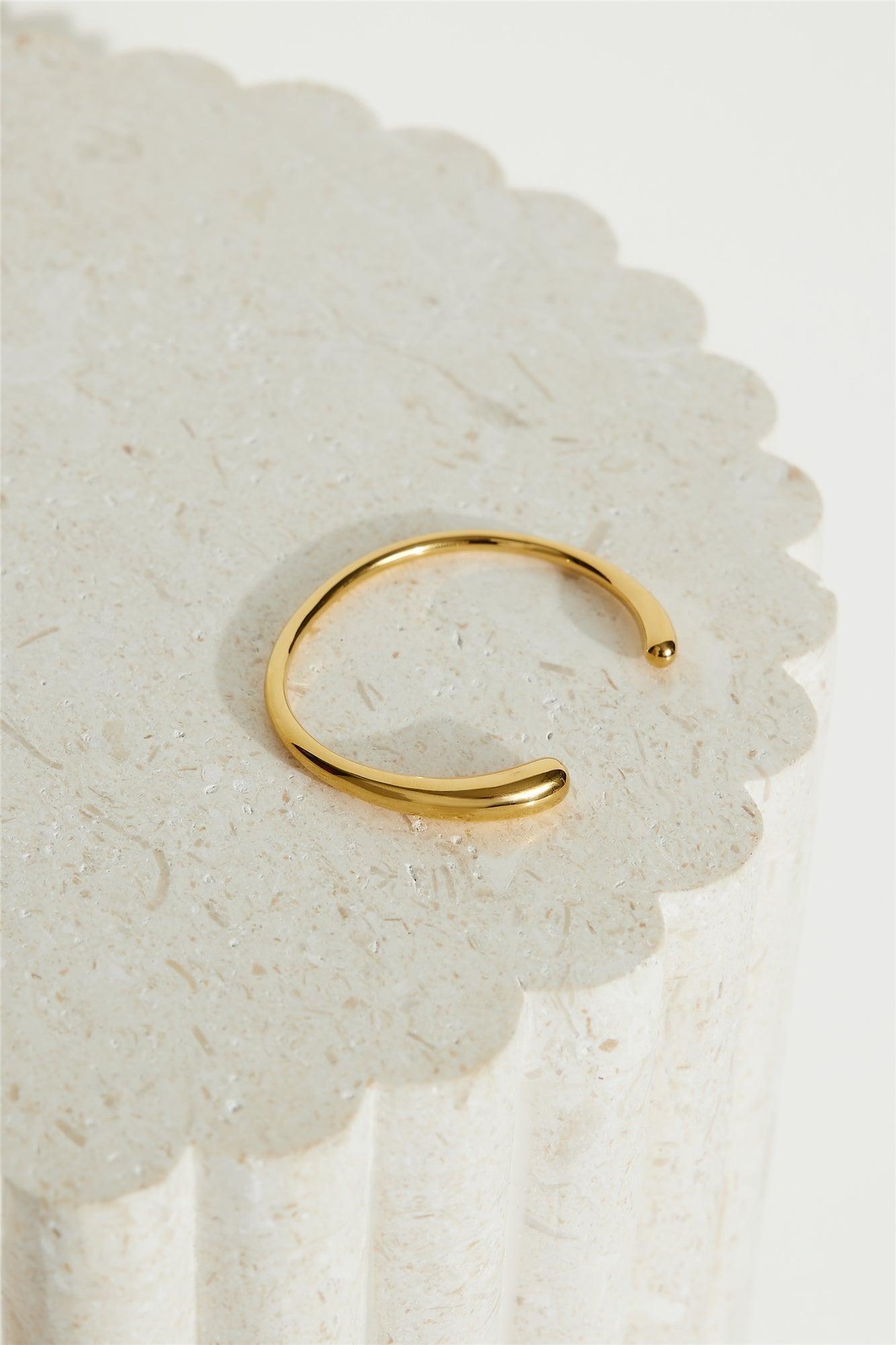 18k Gold Plated Desire Bracelet Gold - Urbann-Vibe